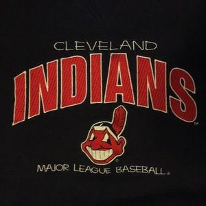Cleveland Indians logo athletic crew neck size L